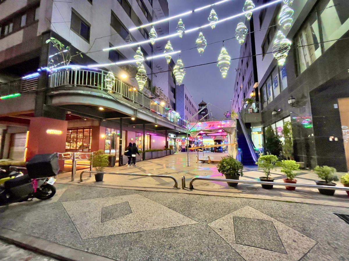 Oro旅宿 Taichung Exterior foto